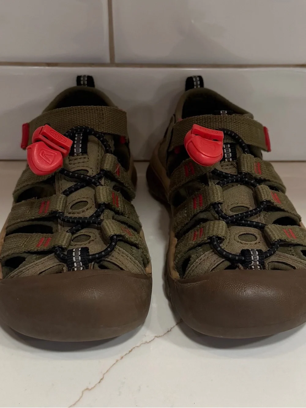 KEEN Little Kids Newport H2 Sandals Martini Olive & Aura Orange, Size 11